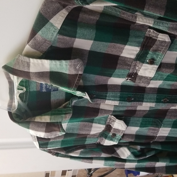 Faded Glory - Button down shirt, Size - L, Color - Green with square pattern - Picture 2 of 10